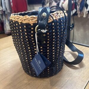 Menotti Bucket Bag Womens Medium Black Leather Woven Crossbody Purse Italy NEW
